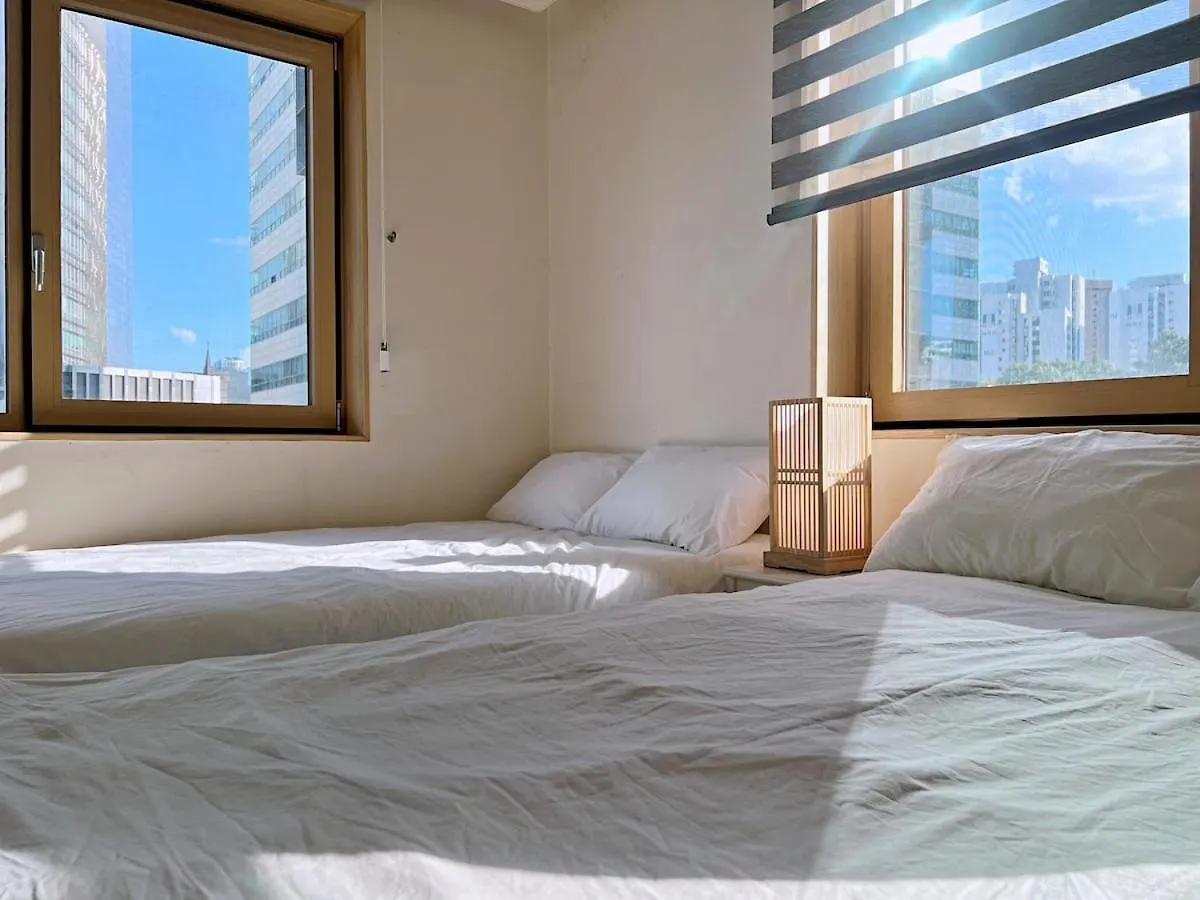 Apartment Warm 2Br Stay 1 Min From Subway Seoul