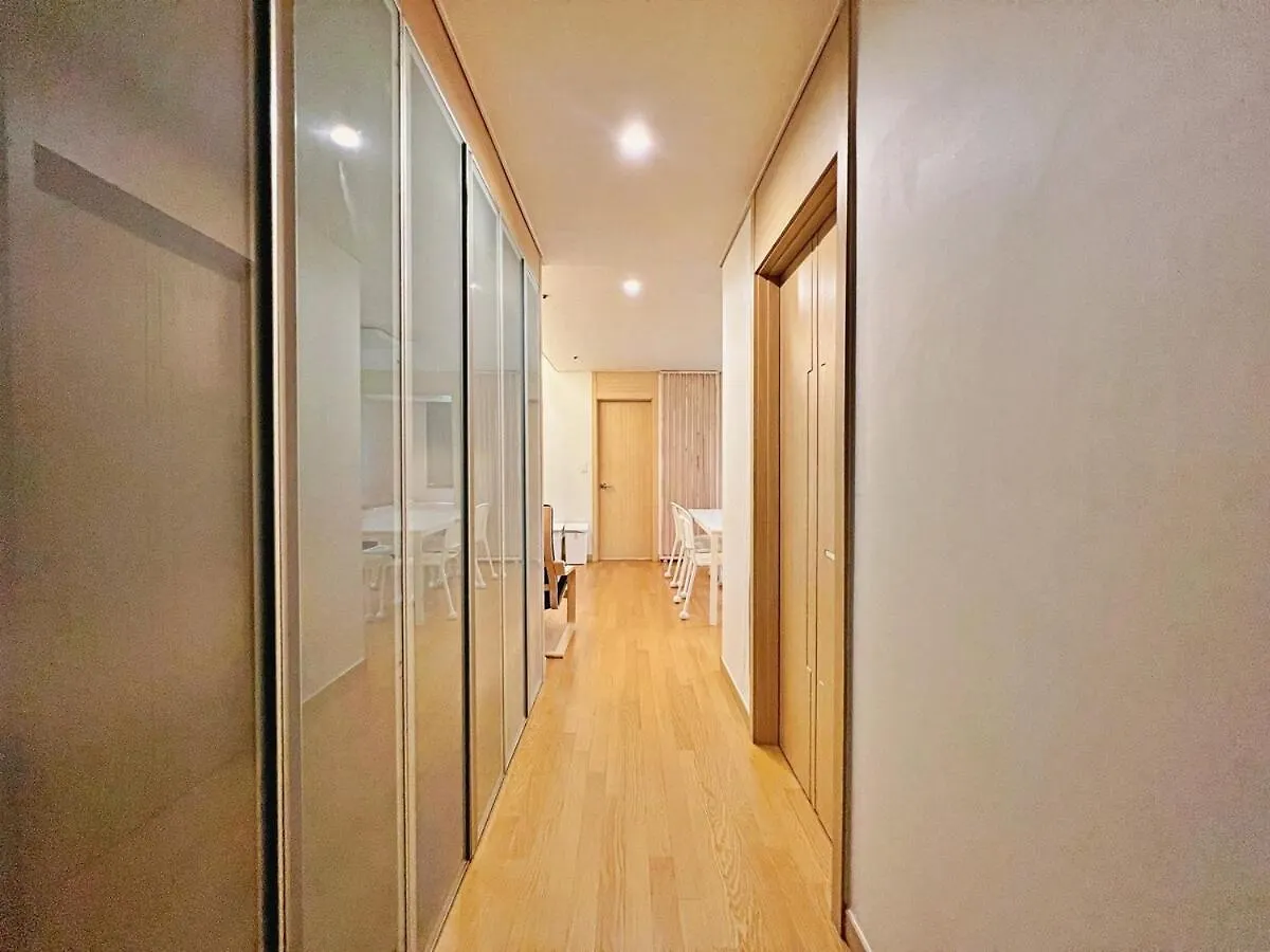 Warm 2Br Stay 1 Min From Subway Seoul 0*,  South Korea