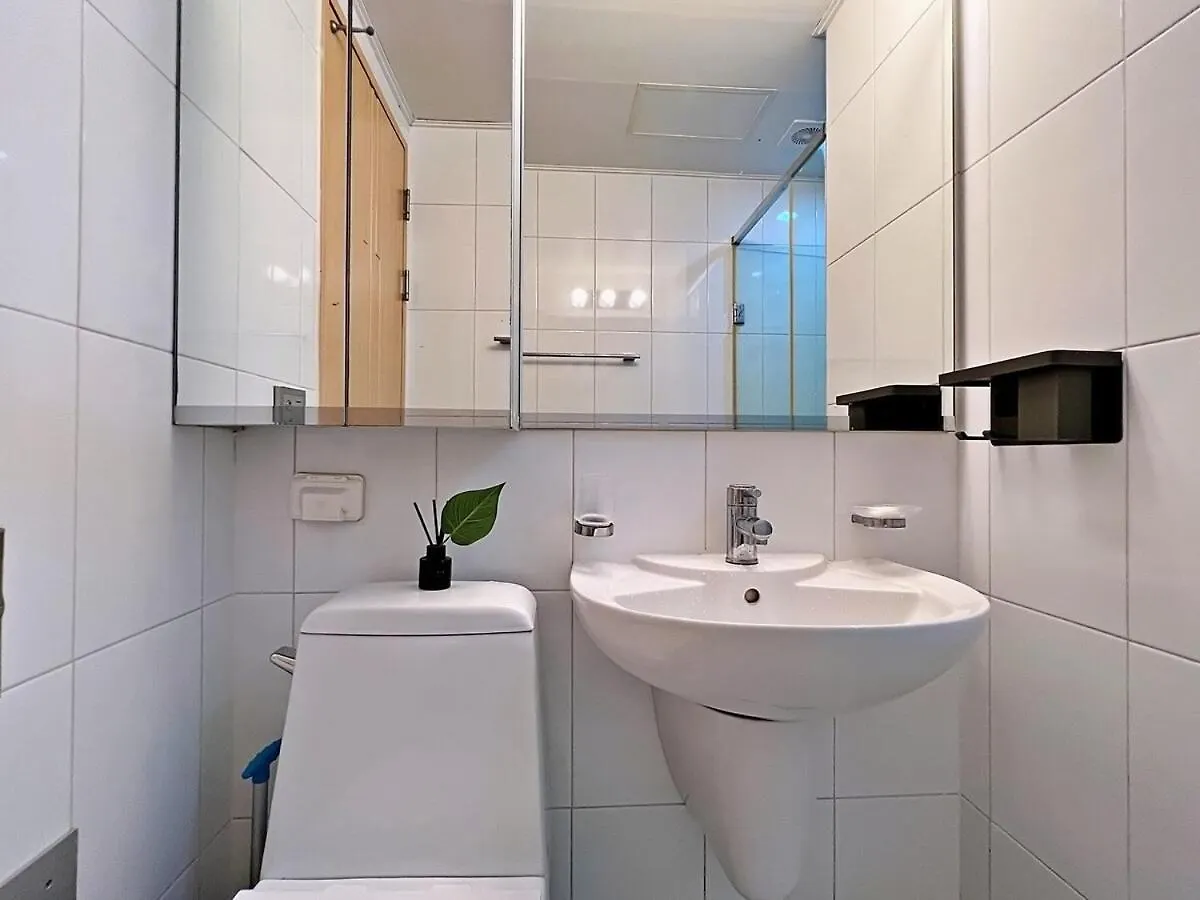 Apartment Warm 2Br Stay 1 Min From Subway Seoul South Korea